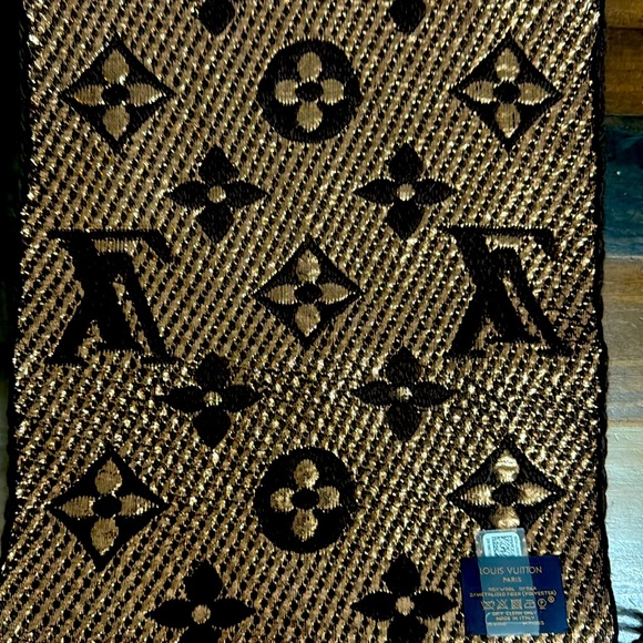 Louis Vuitton scarf NEW - Picture 7 of 11